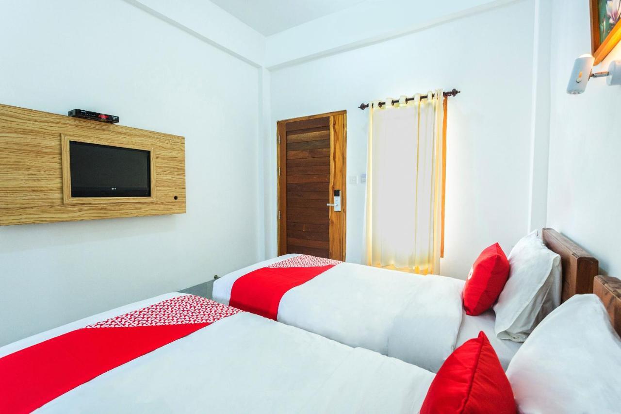 Oyo 2408 Bc Inn 망시트 외부 사진
